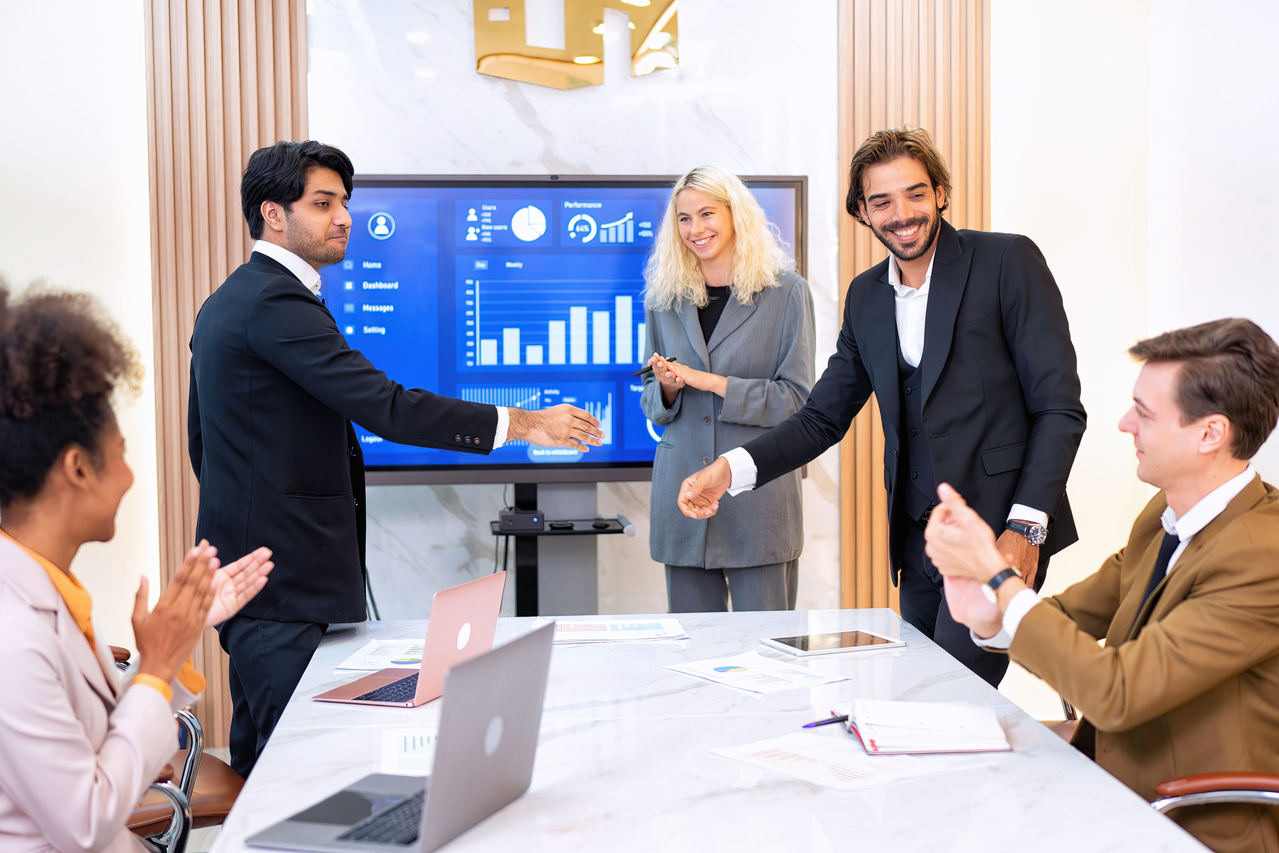 4x revenue growth over 12 months with big brand customers